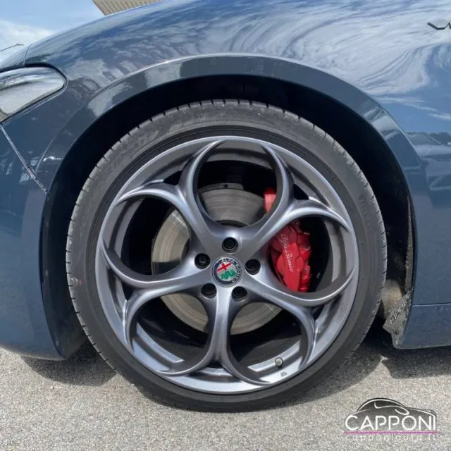 Alfa Romeo Giulia Giulia 2.2 TD 210 CV AT8 AWD Q4 Veloce - Foto 9
