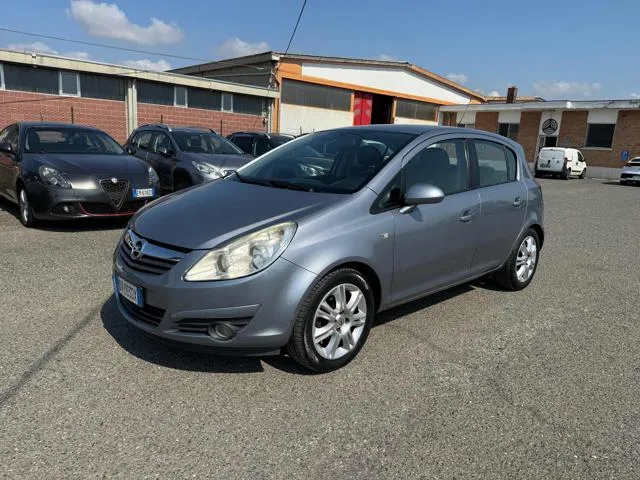 Opel Corsa Corsa 1.2 5p. Cosmo - Foto 1