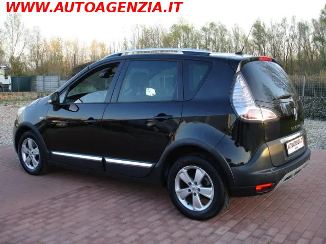 Renault Scenic Scénic XMod 1.5 dCi 110CV MODELLO CROSS RESTYLING - Foto 4