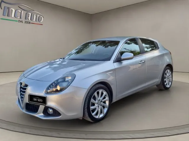 Alfa Romeo Giulietta Giulietta 1.6 JTDm-2 120 CV Distinctive - Foto 1
