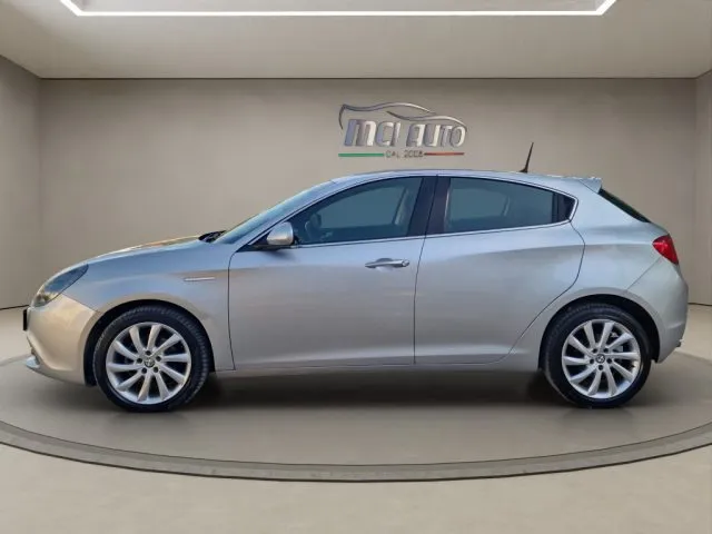 Alfa Romeo Giulietta Giulietta 1.6 JTDm-2 120 CV Distinctive - Foto 2
