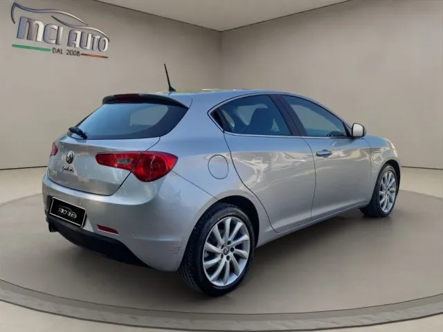 Alfa Romeo Giulietta Giulietta 1.6 JTDm-2 120 CV Distinctive - Foto 5