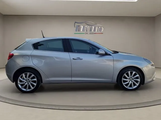 Alfa Romeo Giulietta Giulietta 1.6 JTDm-2 120 CV Distinctive - Foto 6