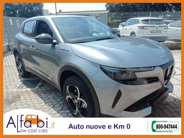 Alfa Romeo Junior 1.2 145CV Hybrid eDCT6 Ibrida Speciale - Foto 5