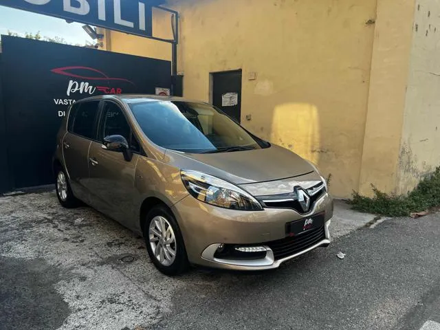 Renault Scenic Scénic XMod dCi 110 CV EDC Limited - Foto 3