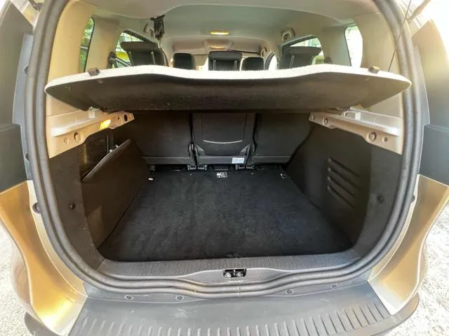 Renault Scenic Scénic XMod dCi 110 CV EDC Limited - Foto 12