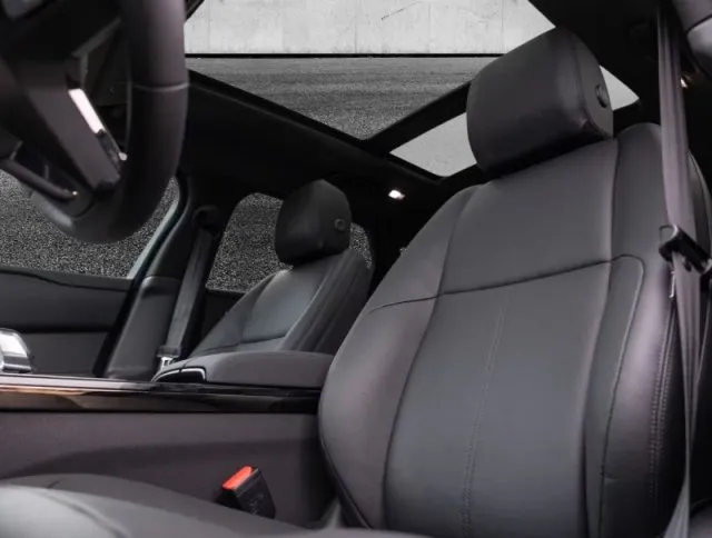 Land rover range rover velar - dettaglio 8