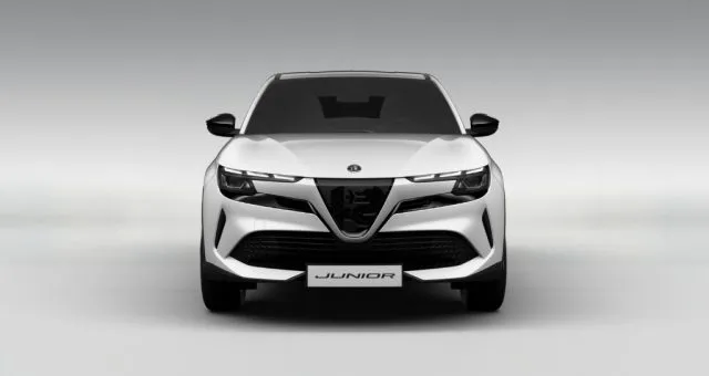 Alfa Romeo Junior 1.2 145 CV Hybrid eDCT6 Speciale - Foto 2