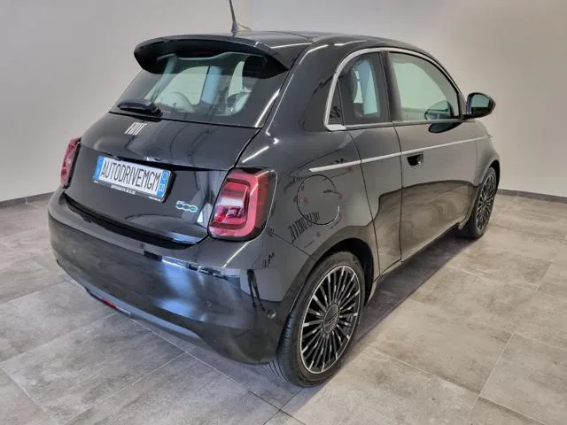Fiat 500E 3+1 42 kWh La Prima - Foto 10