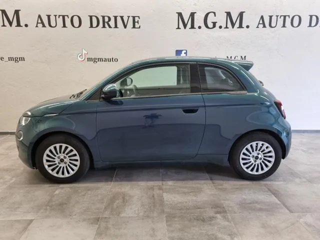 Fiat 500E 3+1 42 kWh La Prima - Foto 2