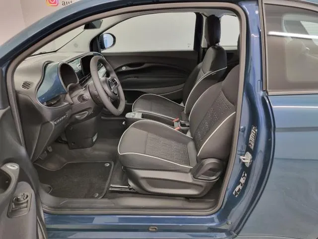 Fiat 500E 3+1 42 kWh La Prima - Foto 8