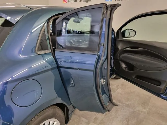 Fiat 500E 3+1 42 kWh La Prima - Foto 12