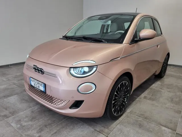Fiat 500E 3+1 42 kWh La Prima - Foto 12