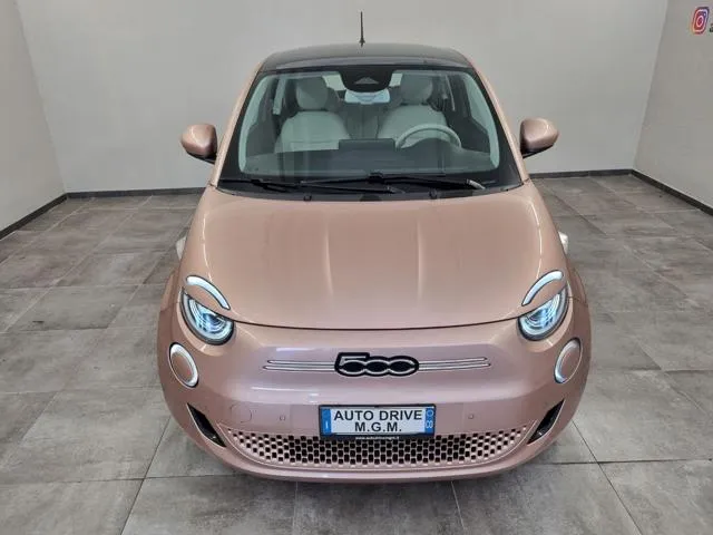Fiat 500E 3+1 42 kWh La Prima - Foto 13
