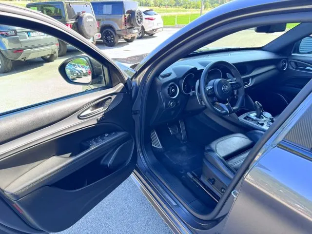 Alfa Romeo Stelvio Stelvio 2.2 T.diesel 210 AT8 Q4 VeloceTì - Foto 9