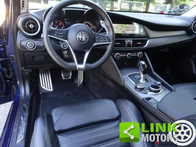 Alfa Romeo Giulia Giulia 2.2 TD 210 CV AT8 AWD Q4 Veloce - Foto 4