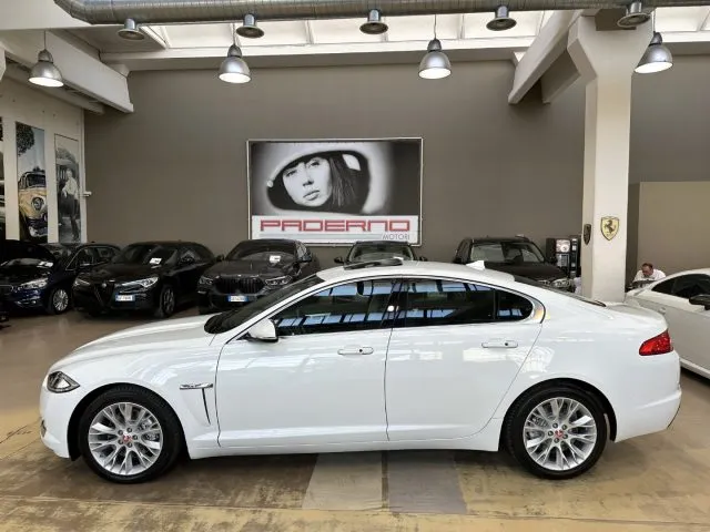 Jaguar XF 2.2 D 200 CV Luxury - 18