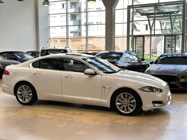 Jaguar XF 2.2 D 200 CV Luxury - 18