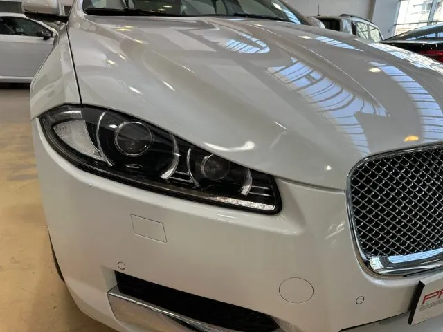 Jaguar XF 2.2 D 200 CV Luxury - 18