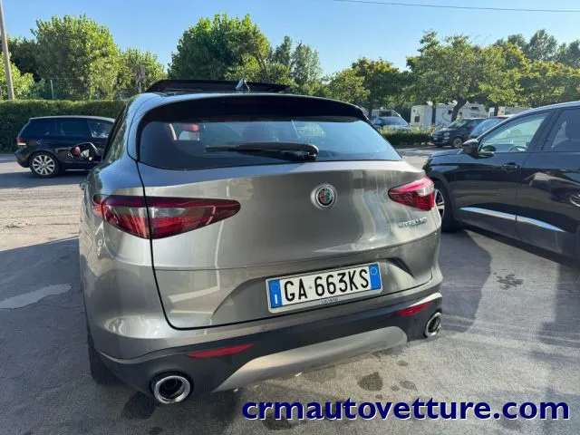 Alfa Romeo Stelvio Stelvio 2.2 T.diesel 190CV AT8 RWD Exec. - Foto 2