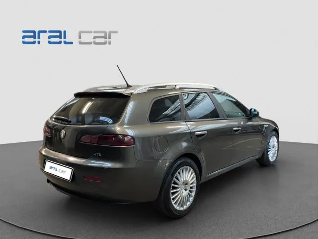 Alfa Romeo 159 159 1.9 JTS 16V SW Distinctive - Foto 6