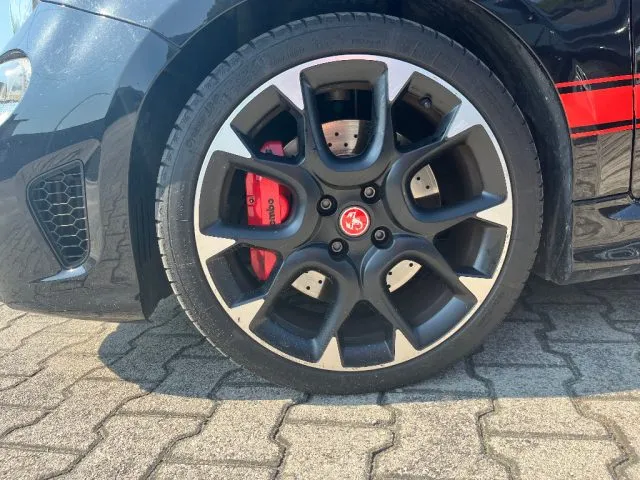 Abarth 595 595 1.4 Turbo T-Jet 180 CV Competizione - Foto 11