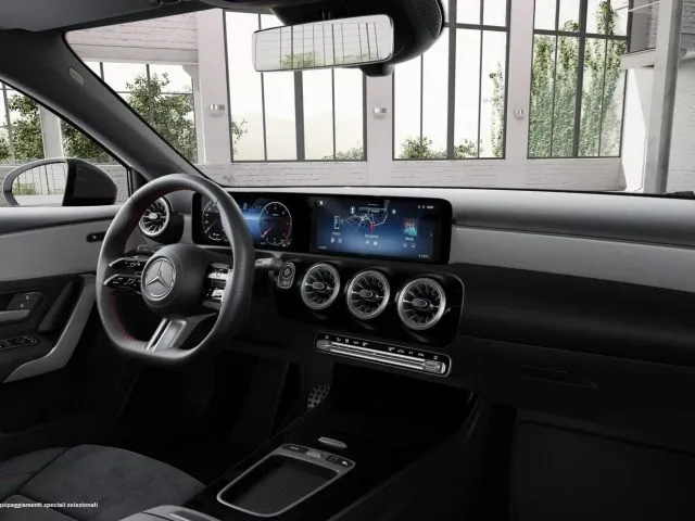 Mercedes-Benz A 180 d Automatic AMG Line ADVANCED PLUS - Foto 5