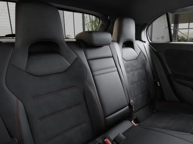 Mercedes-Benz A 180 d Automatic AMG Line ADVANCED PLUS - Foto 6