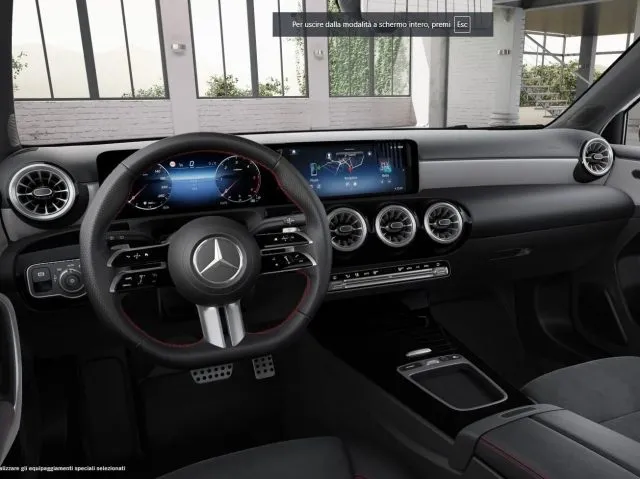 Mercedes-Benz A 180 d Automatic AMG Line ADVANCED PLUS - Foto 8