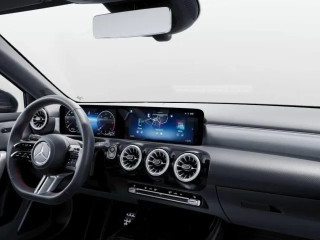 Mercedes-Benz A 180 d Automatic AMG Line ADVANCED PLUS - Foto 8