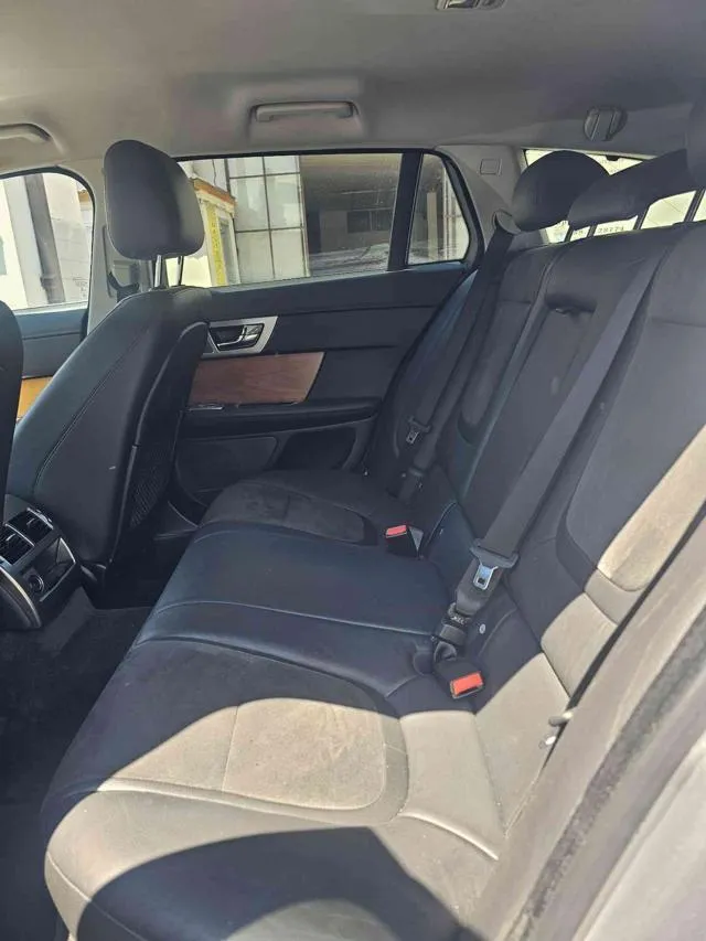 Jaguar XF Sportbrake 2.2 D 200 CV Portfolio - Foto 11