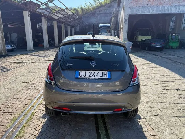 Lancia Ypsilon 1.0 FireFly 5 porte S&S Hybrid Ecochic Gold - Foto 6