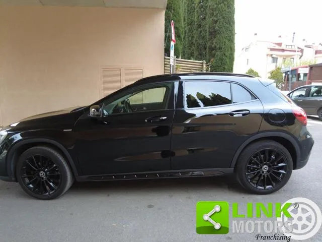 Mercedes-Benz GLA 200 d Automatic Executive night edition - Foto 3