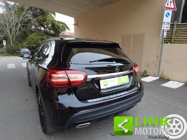Mercedes-Benz GLA 200 d Automatic Executive night edition - Foto 4