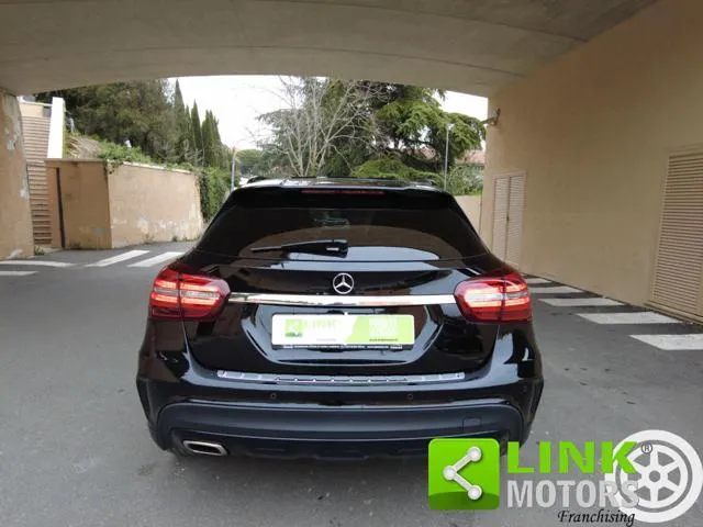 Mercedes-Benz GLA 200 d Automatic Executive night edition - Foto 6
