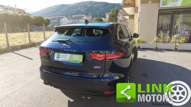 Jaguar F-Pace 2.0 D 180 CV aut. Prestige - Foto 10