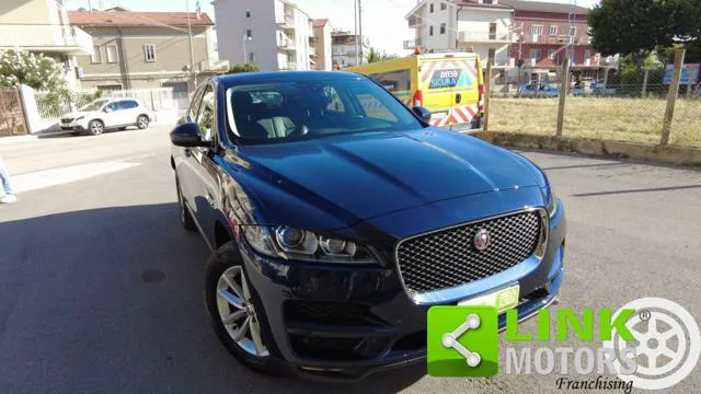 Jaguar F-Pace 2.0 D 180 CV aut. Prestige - Foto 12