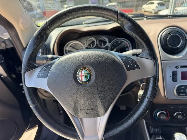 Alfa Romeo MiTo MiTo 1.4 T 120 CV GPL Distinctive SP - Foto 7