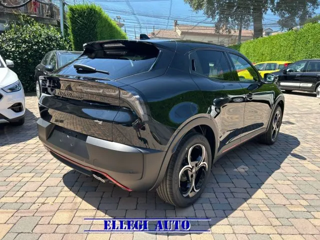 Alfa Romeo Junior PROMO FIN.1.2 145 CV Hybrid eDCT6 Speciale KM 0 - Foto 4