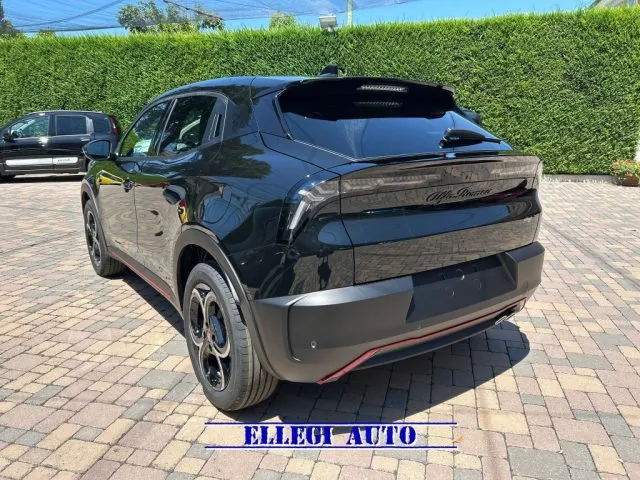 Alfa Romeo Junior PROMO FIN.1.2 145 CV Hybrid eDCT6 Speciale KM 0 - Foto 5