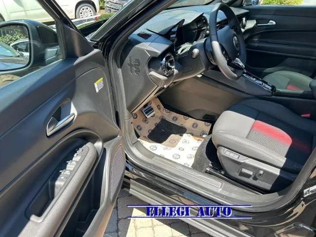 Alfa Romeo Junior PROMO FIN.1.2 145 CV Hybrid eDCT6 Speciale KM 0 - Foto 10