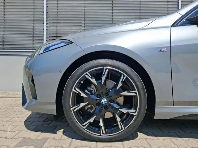 Bmw 118 D M SPORT LED PACCHETO LUCI VETRI OSCURATI - Foto 3