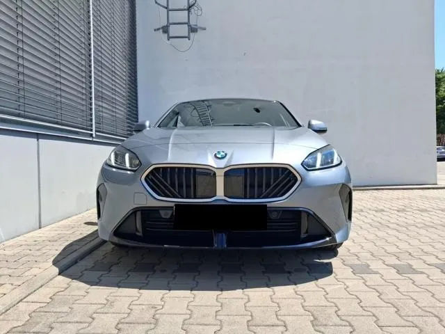 Bmw 118 D M SPORT LED PACCHETO LUCI VETRI OSCURATI - Foto 4