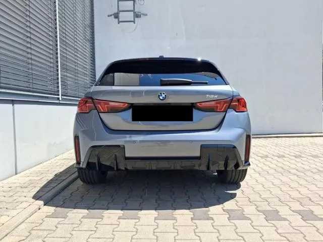 Bmw 118 D M SPORT LED PACCHETO LUCI VETRI OSCURATI - Foto 5