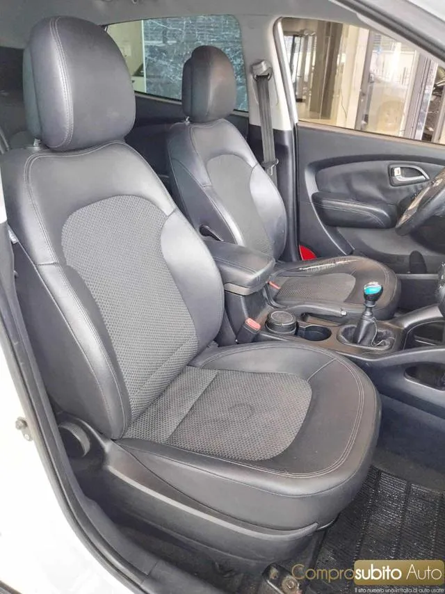 Hyundai iX35 ix35 1.7 CRDi 2WD Comfort - Foto 9