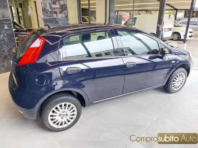 Fiat Punto 1.4 8V  Natural Power (Garanzia 12 Mesi) - Foto 6
