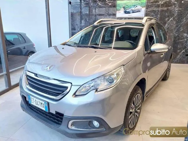 Peugeot 2008 2008 1.6 e-HDi 115 CV S&S Féline - Foto 3
