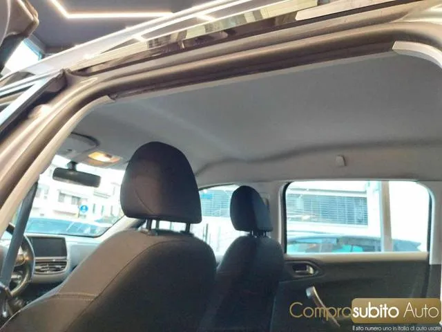 Peugeot 2008 2008 1.6 e-HDi 115 CV S&S Féline - Foto 14