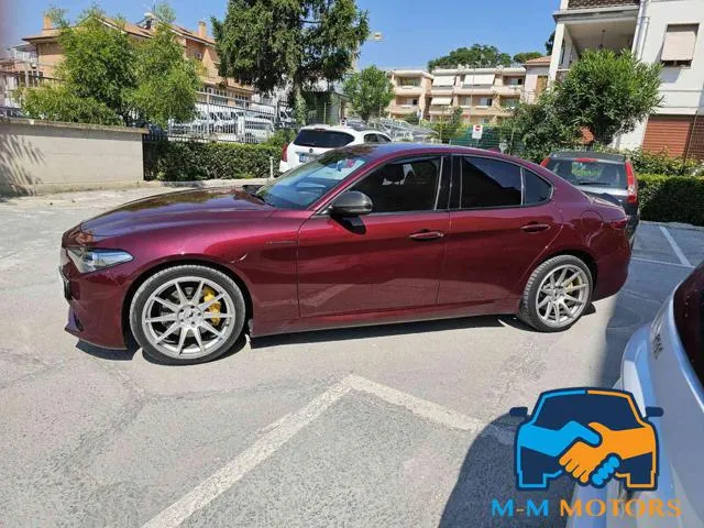 Alfa Romeo Giulia Giulia 2.2 TD 210 CV AT8 AWD Q4 Veloce - Foto 4
