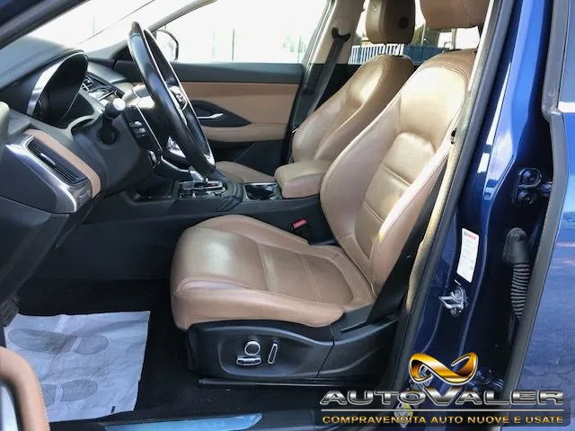Jaguar E-Pace 2.0D I4 163 CV AWD Auto SE - Foto 12
